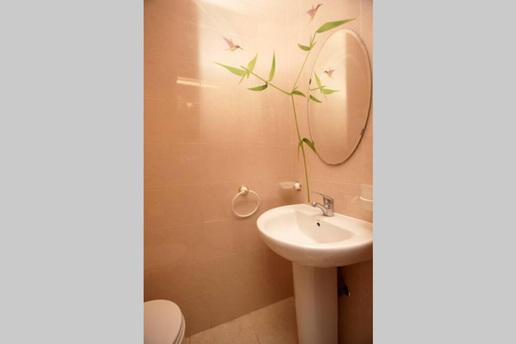 Apartamento Apartamento barrio Alfalfa Sevilla Exterior foto